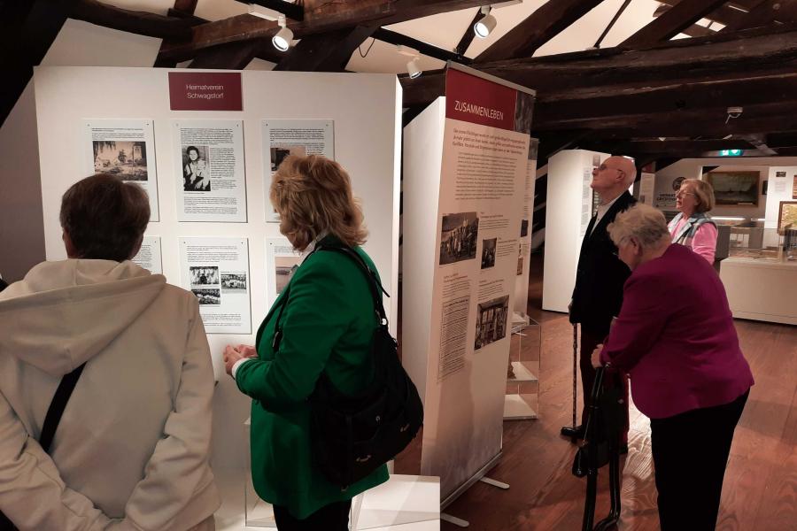Von Flucht, Ankunft und Aufbau: Die aktuelle Sonderausstellung "Vom Ihr zum Wir"